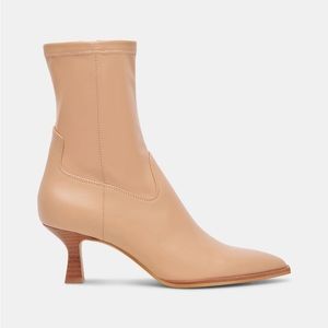 selling dolce vita ‘arya’ boot in tan, size 8, nwt